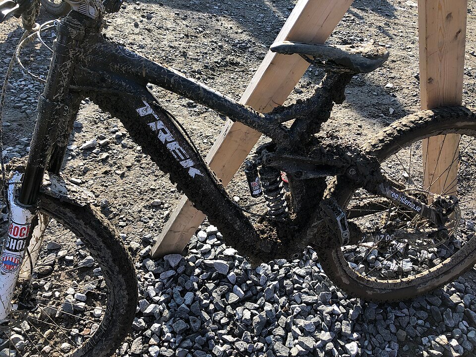 E-bike trekking Cube Reaction