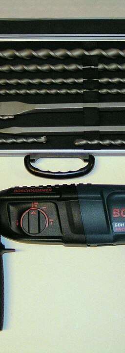 Bormașină percutoare Bosch GSB 18V